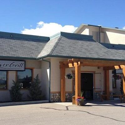 The Kanata Inns Invermere Exterior photo