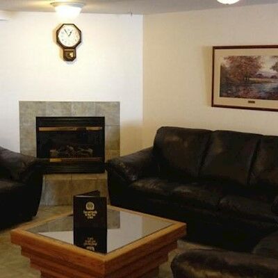 The Kanata Inns Invermere Exterior photo